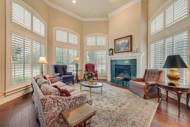 757 Village Green Drive, Desoto, TX 75115