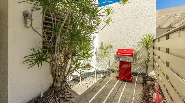 307 TIMBERLAKE DRIVE 307, Bradenton, FL 34210