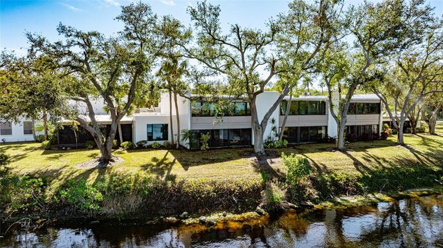 307 TIMBERLAKE DRIVE 307, Bradenton, FL 34210