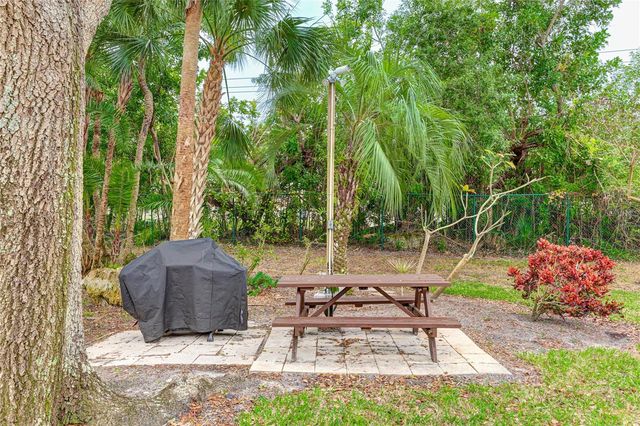 307 TIMBERLAKE DRIVE 307, Bradenton, FL 34210