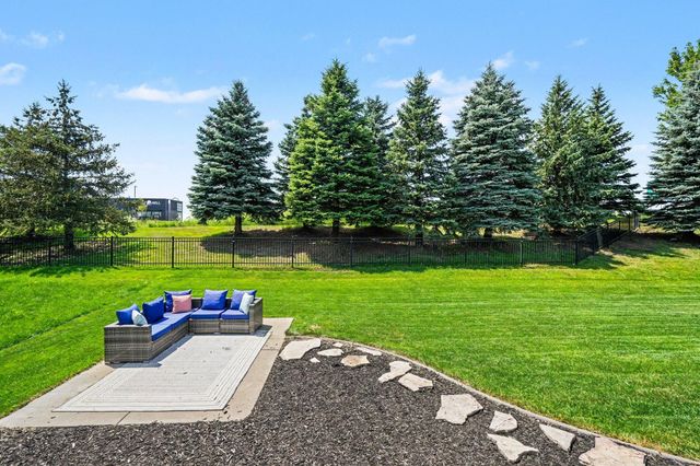 1834 Spring Creek Drive, Carver, MN 55315