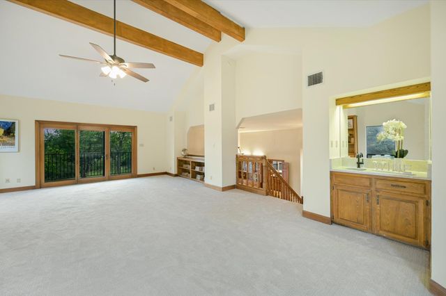 9111 Glenlake DR, Austin, TX 78730