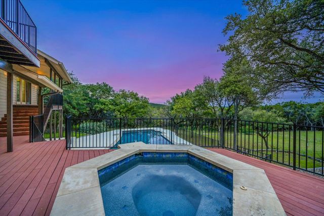 9111 Glenlake DR, Austin, TX 78730