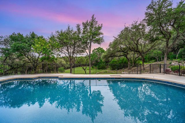 9111 Glenlake DR, Austin, TX 78730