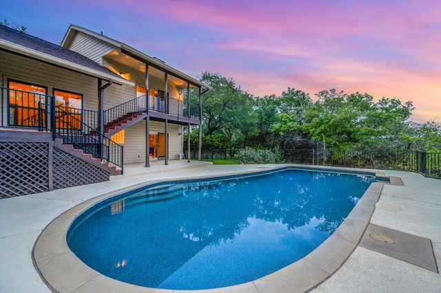 9111 Glenlake DR, Austin, TX 78730