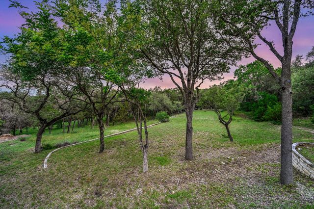 9111 Glenlake DR, Austin, TX 78730