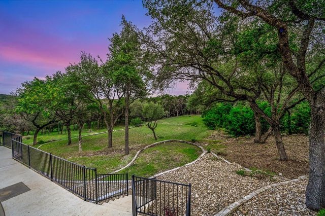 9111 Glenlake DR, Austin, TX 78730