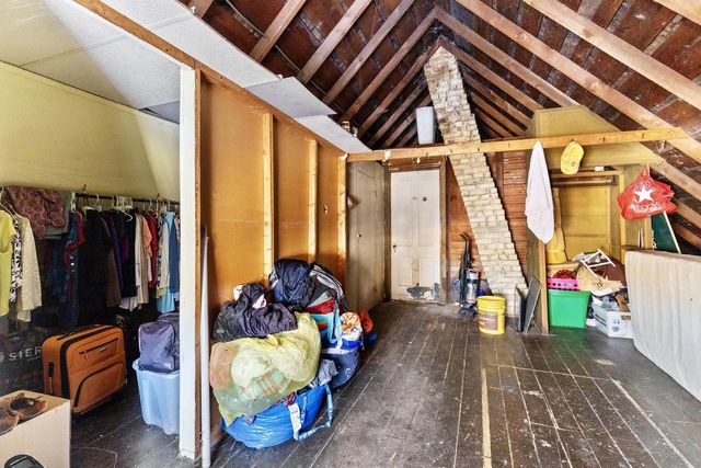 1924 W Grant STREET, Milwaukee, WI 53215