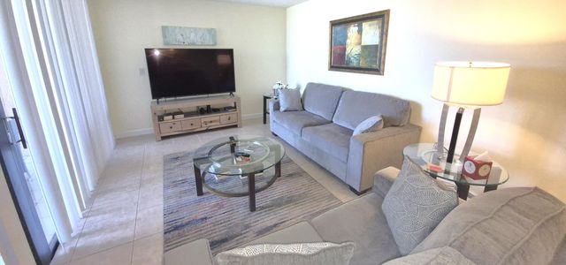 450 Egret Circle 9403, Delray Beach, FL 33444