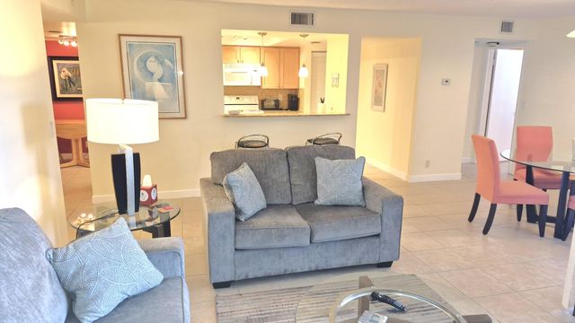 450 Egret Circle 9403, Delray Beach, FL 33444