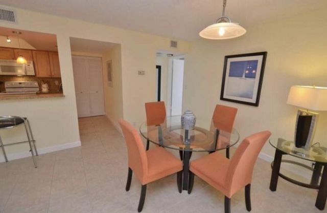450 Egret Circle 9403, Delray Beach, FL 33444