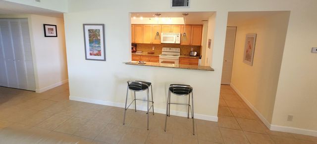 450 Egret Circle 9403, Delray Beach, FL 33444