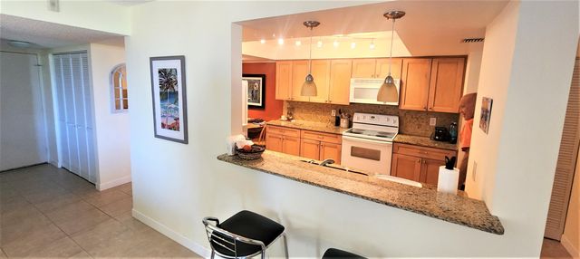 450 Egret Circle 9403, Delray Beach, FL 33444