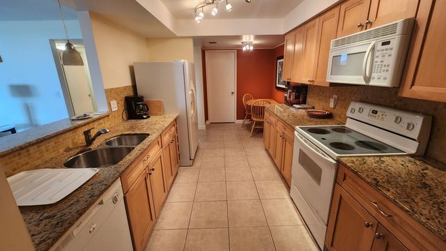 450 Egret Circle 9403, Delray Beach, FL 33444