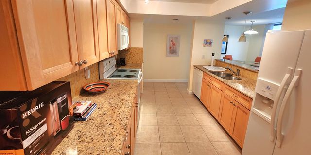 450 Egret Circle 9403, Delray Beach, FL 33444