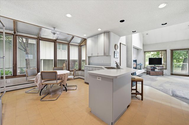 5510 Maple Heights Road, Excelsior, MN 55331