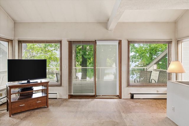 5510 Maple Heights Road, Excelsior, MN 55331