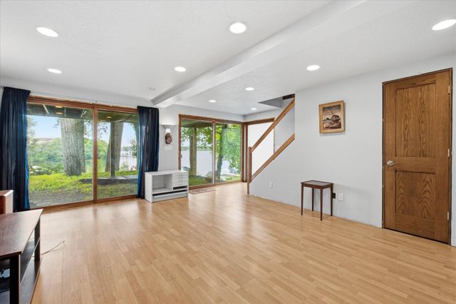 5510 Maple Heights Road, Excelsior, MN 55331