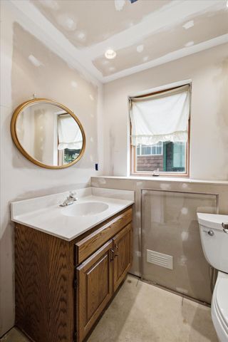 5510 Maple Heights Road, Excelsior, MN 55331
