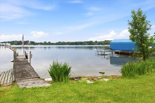 5510 Maple Heights Road, Excelsior, MN 55331