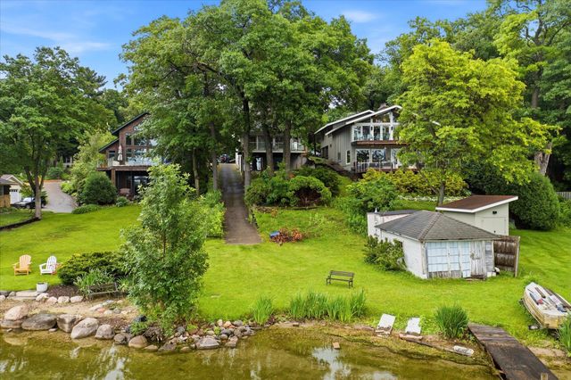 5510 Maple Heights Road, Excelsior, MN 55331