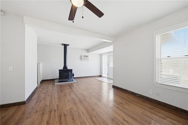 617 S Vista Dr, Sandia, TX 78383