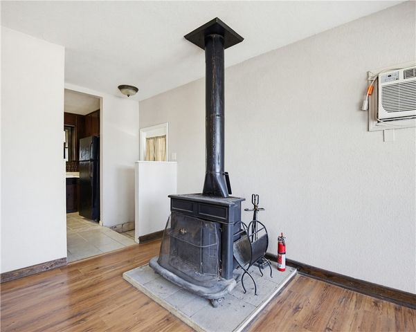 617 S Vista Dr, Sandia, TX 78383