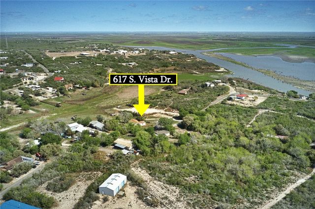 617 S Vista Dr, Sandia, TX 78383