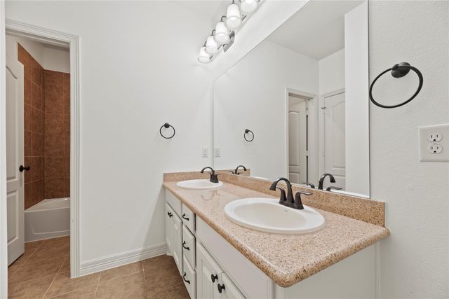 5827 Amherst Farms Lane, Fulshear, TX 77441