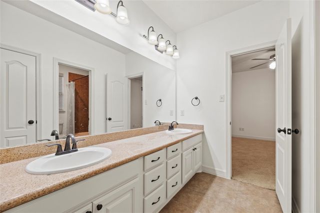 5827 Amherst Farms Lane, Fulshear, TX 77441