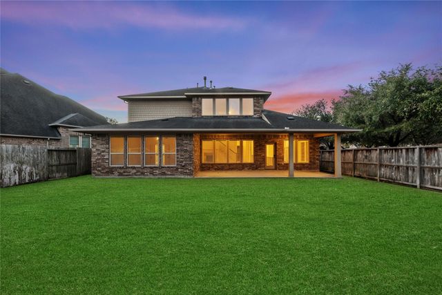 5827 Amherst Farms Lane, Fulshear, TX 77441