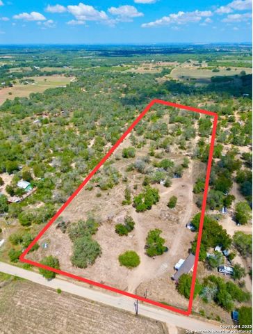 650 Patton Rd, Somerset, TX 78069