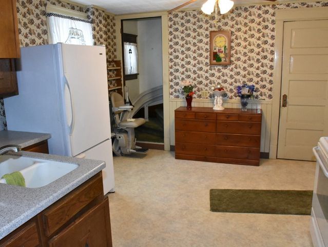 676 CULLUM Street, Meadville, PA 16335