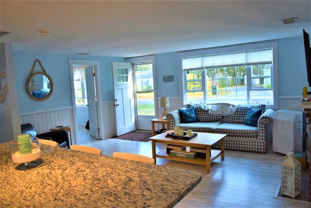 167 Breezy Point Rd 0, Yarmouth, MA 02664