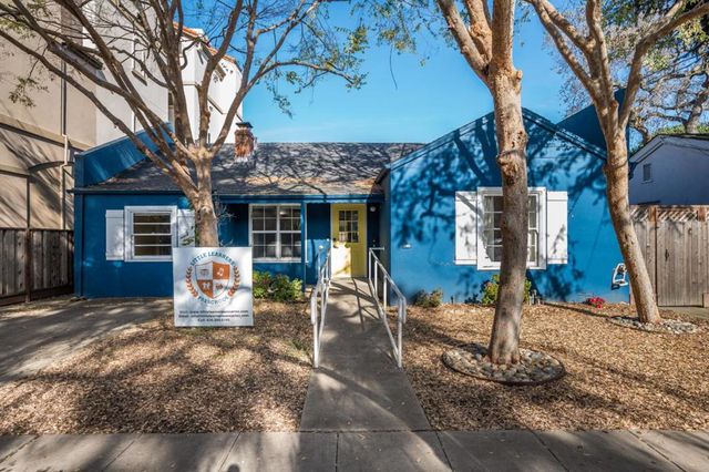 785 Walnut Street, San Carlos, CA 94070
