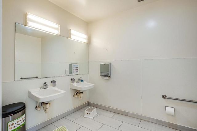 785 Walnut Street, San Carlos, CA 94070