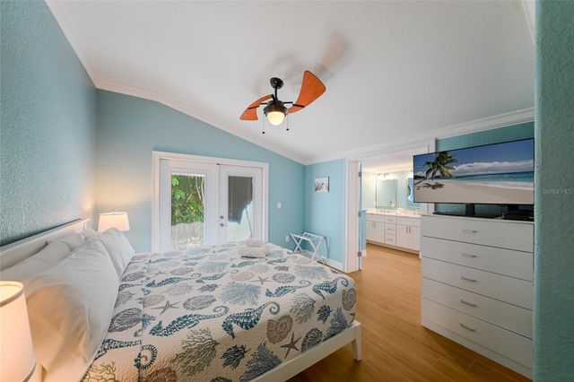324 64TH STREET, Holmes Beach, FL 34217