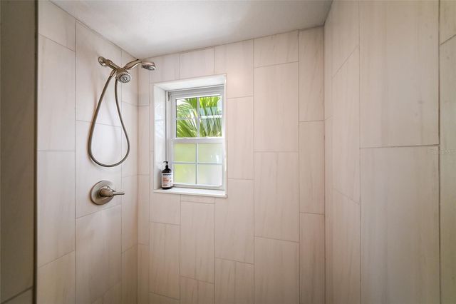 324 64TH STREET, Holmes Beach, FL 34217