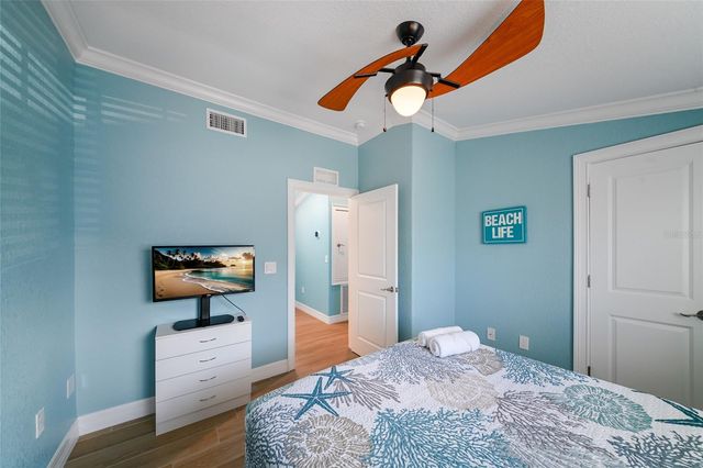 324 64TH STREET, Holmes Beach, FL 34217