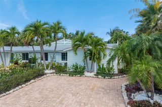324 64TH STREET, Holmes Beach, FL 34217