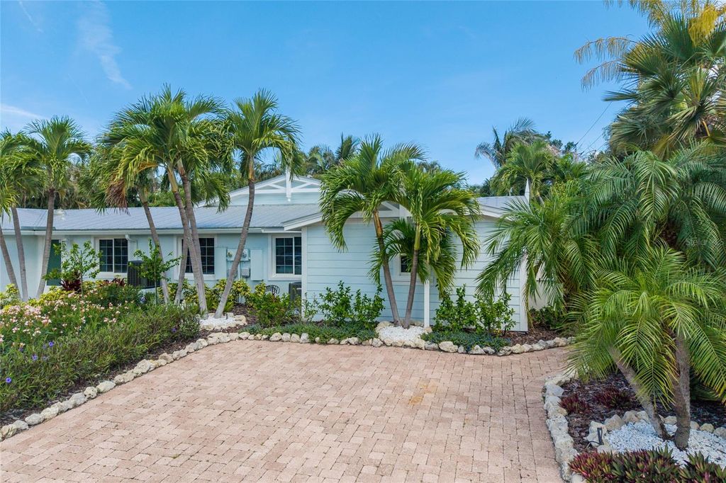 324 64TH STREET, Holmes Beach, FL 34217
