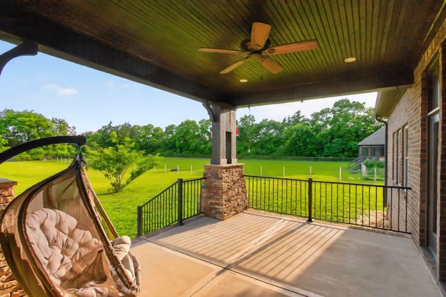 840 Eastover Rd, Lebanon, TN 37090