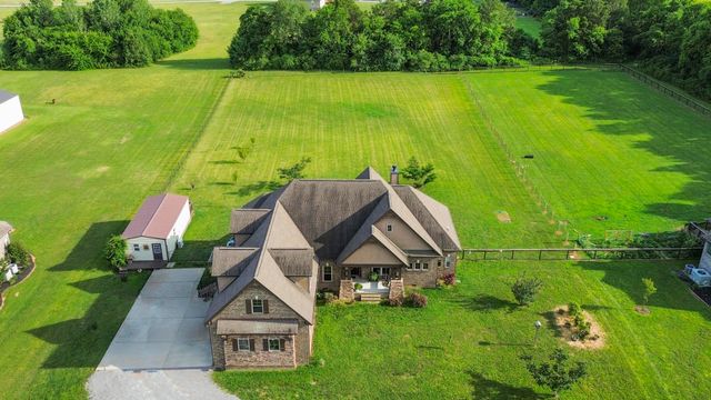 840 Eastover Rd, Lebanon, TN 37090