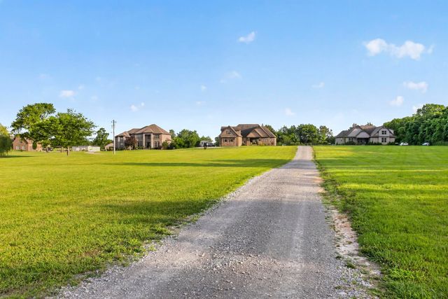840 Eastover Rd, Lebanon, TN 37090