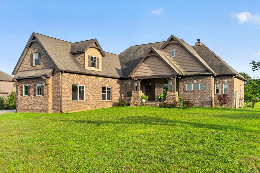 840 Eastover Rd, Lebanon, TN 37090