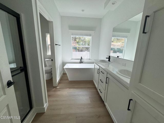 87 Sherwood Drive, Westlake Village, CA 91361