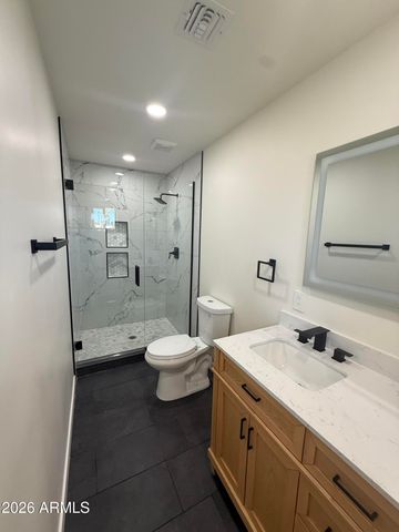 2836 E YUCCA Street, Phoenix, AZ 85028