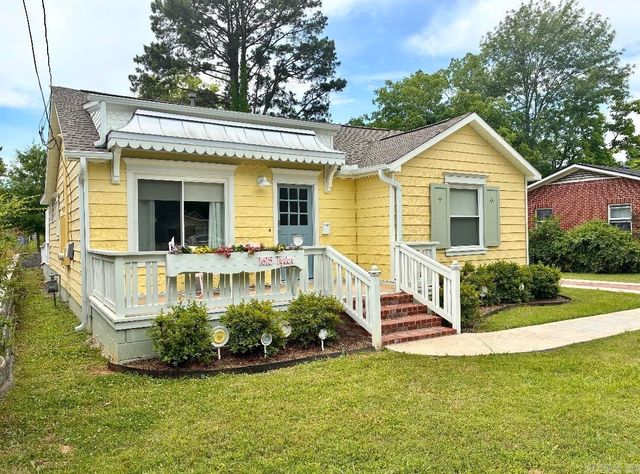 1615 Tyler Street, Conway, AR 72032