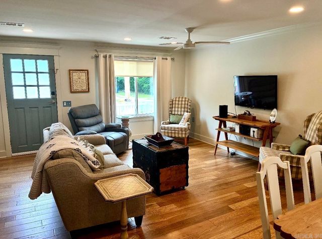 1615 Tyler Street, Conway, AR 72032