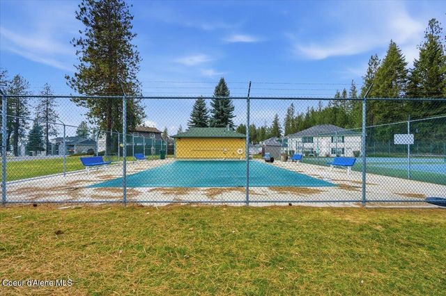 798 E Loch Maree DR, Hayden, ID 83835